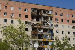Северодонецк в тени войны: в сети появились новые кадры с улиц оккупированного города
