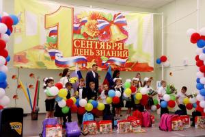 У Сєвєродонецьку окупанти відкрили школу, публікуючи фото та відео