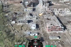 Бойцы ГУР захватили около 20 россиян при освобождении Волчанского агрегатного завода