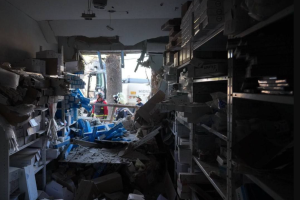 Число пострадавших в Запорожье после обстрела возросло: в сети показали фото последствий