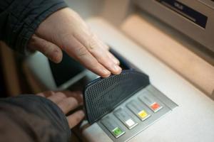 Обязательные накопления: Кабмин предложил новую пенсионную реформу