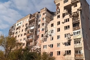Страшніше за будь-яку картинку в інтернеті: росіянин в жаху від стану будинків у Сіверськодонецьку
