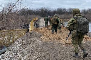 Что осталось от Стельмаховки: россиянин показал разрушенное село на Луганщине