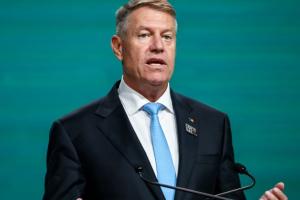Президент Румунії оголосив про відставку