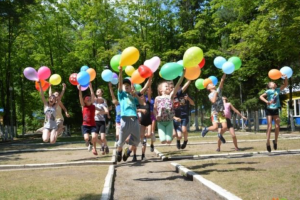 Літній відпочинок 2025: у Кремінській громаді збирають заявки на оздоровлення дітей