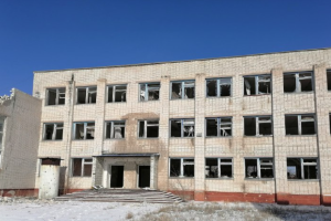 Що залишилося від однієї зі шкіл Сіверськодонецька: нові фото з окупованого міста