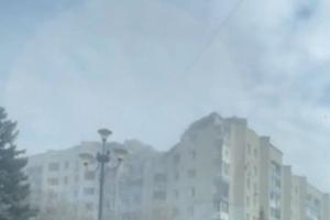 &quot;Окна и рамы вылетели, этажи обрушились&quot;: В сети показали последствия взрыва в Лисичанске