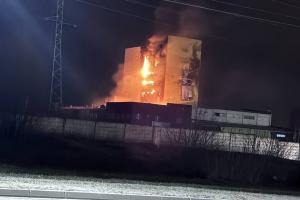 Дроновая атака в Саранске: в сети показали, как пылает единственный в России завод по производству оптоволокна