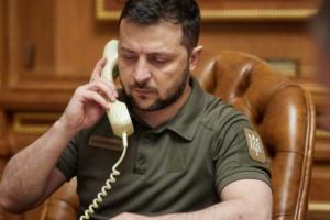 Зеленский провел первый разговор с Папой Львом XIV: возможен визит понтифика в Украину