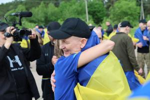 Украина вернула из российского заключения еще одну группу тяжелораненых защитников