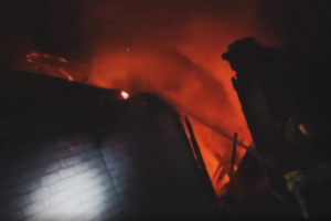 В окупованому Борівському на Луганщині згорів житловий будинок: фото