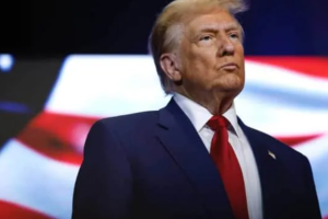 Трамп заявил о &quot;небольшом прогрессе&quot; в переговорах Украины и РФ