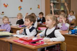 На Луганщине оккупанты &quot;ставку&quot; делают на войну: треть школьных классов с казацким уклоном