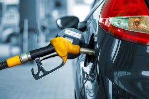 Паливо в &quot;ЛДНР&quot; на нулі: бензиновий дефіцит дістався і до Росії