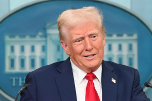 Трамп: Зеленський та Путін ще не готові, але щось має статися