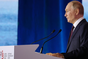 Путин заявил, что не видит смысла в прямых контактах с Зеленским