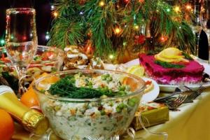 Новогодний стол в Украине: сколько нужно денег, чтобы купить продукты