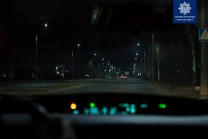 Напугал детей, играющих на улице: в Лисичанске отстранили от вождения пьяного "шумахера"