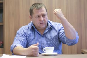 "И не поможет вам никто": мэр Днепра пригрозил священнослужителям в канун Пасхи