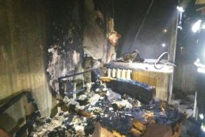 В Северодонецке горела квартира в многоэтажном доме: двоих людей удалось спасти