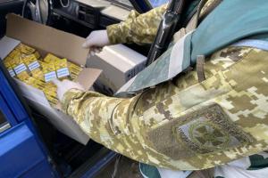 На Донетчине задержали мужчину, который пытался ввезти сигареты на 290 тыс. гривен