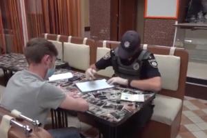 "Карантинні" рейди закладами торгівлі та харчування виявили порушення в Рубіжному (відео)