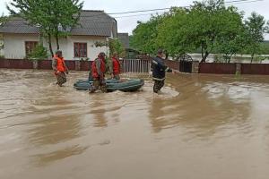 Кабинет министров выделил средства на ликвидацию последствий наводнения на западе Украины