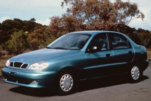 Не розбачити і не повторити: в Україні продали максимально дивний Daewoo Lanos (фото)