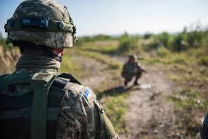 На Донбасі за день противник зробив кілька провокаційних пострілів