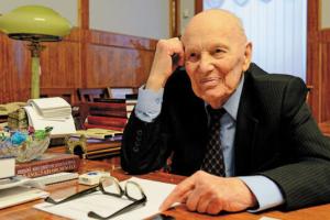 На 102-м году жизни скончался выдающийся украинский ученый Борис Патон
