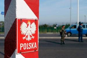 Польща відкрила кордони для біженців з Білорусі
