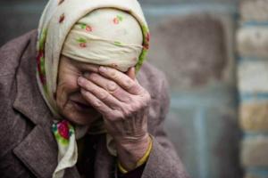Украинцев предупредили о возможных задержках пенсий