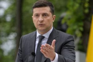 Зеленский ответил на петицию с требованием уйти в отставку