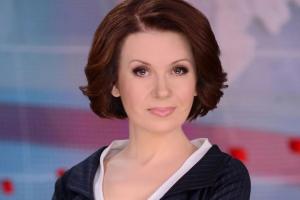 Телеведущая Алла Мазур, поборовшая онкологию, впервые решилась на фотосессию без парика (фото)
