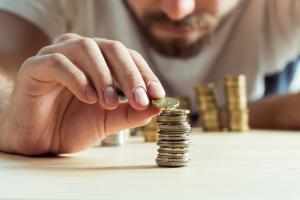 Кабмін виділив 1,3 млрд грн з Фонду COVID-19 на виплати по безробіттю