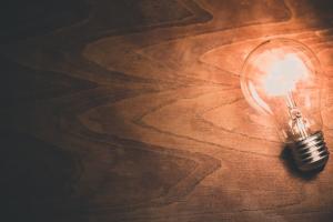 ООО "Енера Схiд" изменяет порядок оказания услуг: кто останется без электроснабжения