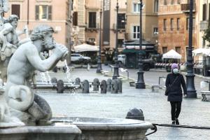 Италия готовится к усилению карантина из-за вспышки COVID-19