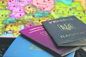 У МЗС заговорили про подвійне громадянство для українців, але не з Росією