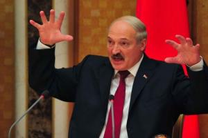 Лукашенко рассказал, почему не станет прививаться от COVID-19