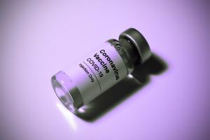 Старт вакцинации против COVID-19 в Украине: кого, чем и когда хотят прививать