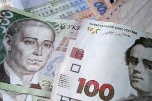 Житель Луганщины ухитрился расплатиться в магазине сувенирными деньгами