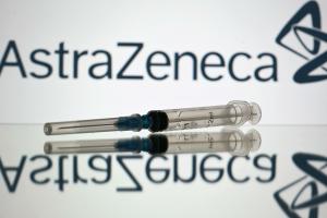 Ірландія знову використовуватиме вакцину AstraZeneca, але є умова
