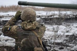 На Донбасі від вогнепального поранення загинув український військовослужбовець