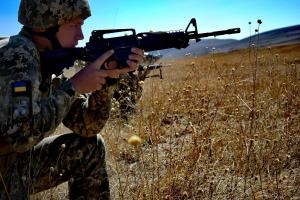 На Донбасі загинув український військовослужбовець