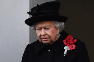 Елизавета II отречется от престола?: Историки прокомментировали предположения СМИ