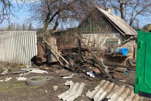 Окупанти на Донбасі продовжують порушувати режим "тиші" та обстрілювати будинки мирних жителів