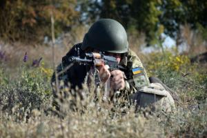 На Донбасі поранений український військовослужбовець