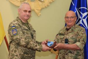 В Україні з візитом перебуває голова військового комітету НАТО