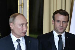 Макрон намерен обсудить с Путиным ситуацию в Украине