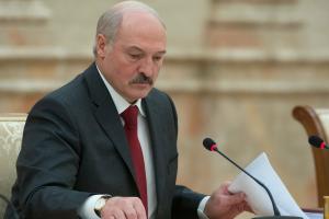 Лукашенко заявив про створення принципово нової "живої вакцини" проти COVID-19
